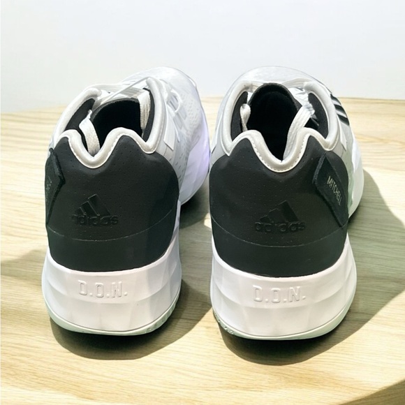 Adidas D.O.N. Issue #4 White Grey GY6509 Kicks Crew Men’s Shoes Size 15. - Picture 5 of 6